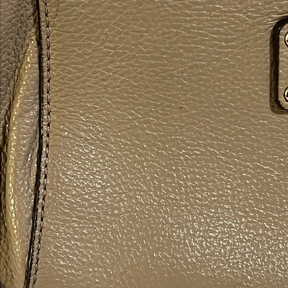 Kate Spade taupe pebble purse-EUC - Picture 3 of 12